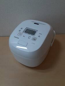 【た8】RC-10VRT TOSHIBA 東芝 真空 IH 炊飯器 炊飯ジャー 2023年製 通電確認済み 動作品