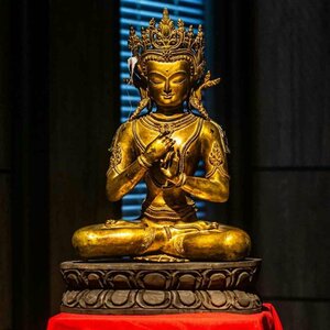 ◆羽彰・古美術◆A7159清時代 仏教古美術 チベット密教 銅塗金象嵌宝石大日如来 仏像 細密造 寺院収蔵品