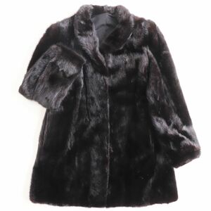 良品●SAGA MINK サガミンク 逆毛 本毛皮ショートコート ジャケット ブラック（ダークブラウンに近い） 13号 毛質艶やか・柔らか◎
