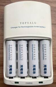  TOPVALU トップバリュ 充電器 NC-MAE国内用　単３単４兼用 充電器 白 ホワイト 単三単四兼用充電器 充電池充電器 イオン　