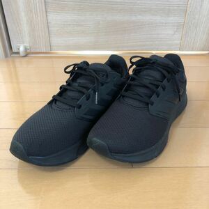【美品】adidas アディダス・メンズスニーカー★26.5cm・黒・紐靴