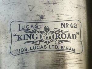 送料無料 Lucas King of the Road No.42 Sticker ルーカス ステッカー シール デカール ブラック&クリア 38mm x 18mm