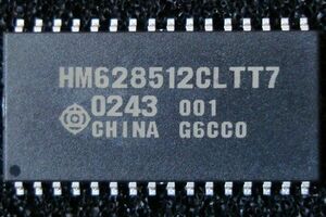 日立 4M SRAM(512kword×8bit) HM628512CLTT-7 薄型TSOPII 新品p