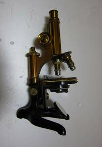 E　Leitz　Wetzlar　ドイツ製　ライカ顕微鏡