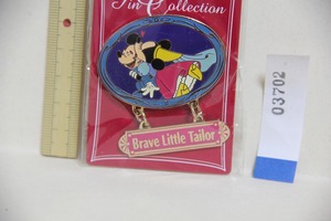 ミッキーの巨人退治 ピンバッジ 検索 BRAVE LITTLE TAILOR ラッキーコーポレーション ミニー キャラクター ディズニー グッズ ピンズ