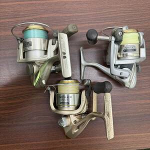 釣具 リール 3点おまとめ SHIMANO NAVi XT 2000 AERLEX 1500 DAIWA REGAL-X 2000iA 引lシマノ ダイワ 釣り アウトドア 10153