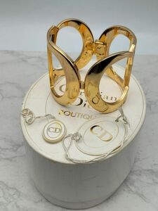 C60 1円～ 中古品 クリスチャンディオール Christian Dior バングル ブレスレット CD ロゴ ゴールドカラー レディース アクセサリー 箱付き