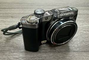 【DK 22398】1円～ OLYMPUS オリンパス SZ-30MR 16 MEGAPIXEL コンパクト デジタルカメラ デジカメ 通電確認済 付属品無し 現状品