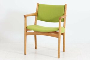 Hans J.Wegner（ハンス・J・ウェグナー）　アームチェア　JH525　オーク材　Johannes Hansen（ヨハネス・ハンセン）