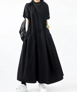 お袖と襟のリブ素材のカジュアルワンピ★新品★大きいサイズ★Aラインがかわいいスカートふわっとシンプルワンピ黒
