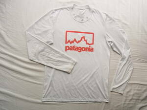 patagonia 　パタゴニア　ポリエステル100%　ロゴプリントTシャツ　サイズ S 　 ホワイト