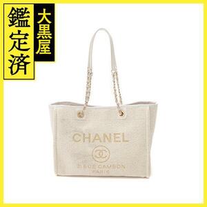 CHANEL　シャネル　ドーヴィル チェーンショルダー 　ホワイト/クリーム/GP 　ファブリック【430】2120500185477