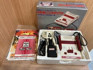 ジャンク※任天堂 ファミリーコンピュータ 本体 前期型 丸ボタン HVC-001 付属品完備　MB YN ABP