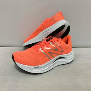 送料無料 new balance FUEL PROPEL 24.5cm