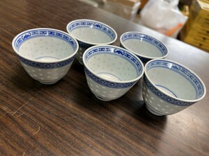 FJ0621 景徳鎮製 染付 青花 蛍手 煎茶道具 茶道具 茶器 湯呑 煎茶碗 五客 中国 古玩 中国茶器