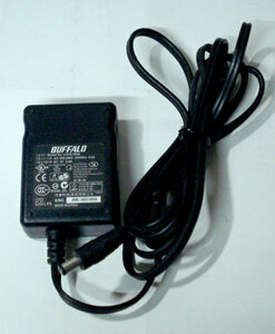 BUFFALO　UI318-0526 DC5V2.6A ■yh1182-01