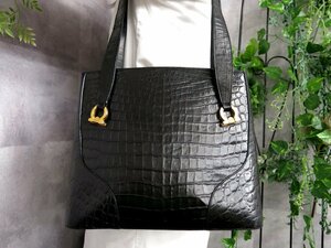 ●超美品●Salvatore Ferragamo フェラガモ●ガンチーニ●クロコダイル 型押し レザー 本革●ショルダー バッグ●黒●G金具●B5●Js45727