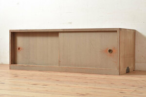 R-048511　昭和レトロ　総桐材　シンプルな収納棚(ローボード、桐箪笥、戸棚)(R-048511)