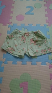 【即決!!】コンビミニ バラ柄の女の子用ショートパンツ 90㎝　ズボン