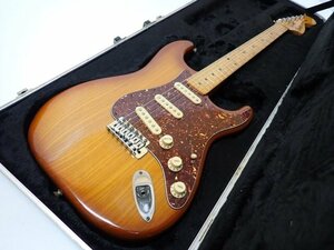 【弦張替済】 Fender USA フェンダー Stratocaster 1981年製 S9シリアル ストラトキャスター エレキギター ハードケース付 □ 6E219-1