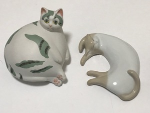 猫 置物 光和(KOWA) ＆ KSK 眠り(寝そべり)猫 陶磁器製 招き猫　2点まとめて 売り切り