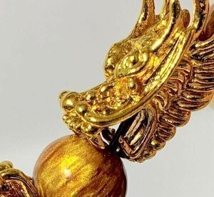 【Premio Fortuna】金龍のゴールデンアンバー　合金の双頭金龍が強く輝くゴールデンアンバー(加工琥珀)ブレス　16ミリ珠を使用 30173☆