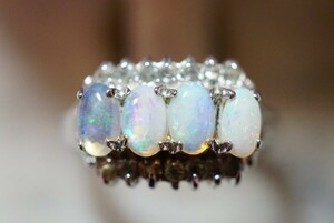 766 天然オパール opal リング 指輪 ヴィンテージ アクセサリー アンティーク 天然石 色石 宝石 カラーストーン 装飾品