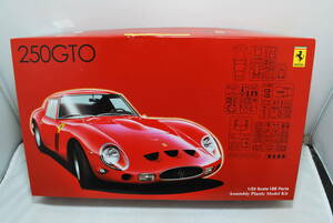 ■　希少！未開封　フジミ　1/24　フェラーリ　250GTO　エンジン付　RS-35　■