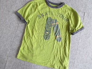 ★Gap kidsギャップスケボー柄Tシャツ130★G