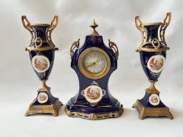 【動作品】西洋アンティーク　置き時計　ゼンマイ機械式時計 　陶器　花瓶　ディスプレイ