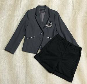 ☆MICHIKO LONDON KOSHINO☆ミチコロンドン 女の子 フォーマル スーツ 上下セット 150 グレー×黒系 ジャケット ショートパンツ 卒業式