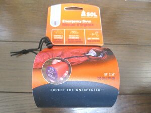 新品! SOL ヒートシート エマージェンシー ヴィヴィ emergency bivvy 寝袋状の保温用 軽量緊急寝袋、213cmx91cm 12133