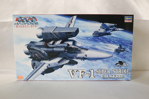 未組立 即決 1/72 VF-1 スーパー / ストライク バルキリー 超時空要塞マクロス愛・おぼえていますか ハセガワ