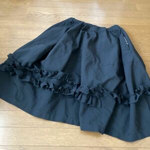 ブラックコムデギャルソンBLACK★黒★フリルが付いたフレアースカートウエストゴム★ポリエステル★COMME des GARCONSタオTAO美品tricot