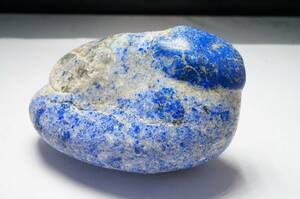【即決特別価格！早い者勝ちです！】希少!昔の在庫なので上質品!藍色が綺麗な上質アフガニスタン産ラピスラズリ（ラピス）原石/109g
