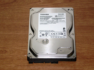 ★ 2TB ★ TOSHIBA 【 DT02ABA200V 】 AVコマンド対応　良品 2022年製★4M4S