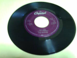 Beatles : Hey Jude / Revolution ; USA Purple Capitol 7 inch 45 // 2276