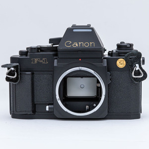 Canon New F-1 AE 50周年記念, AEパワーワインダーFN 付き　【管理番号006402】