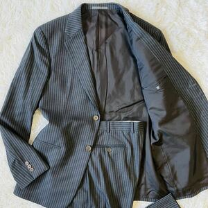 極美品/XXL相当●ARMANI COLLEZIONI アルマーニコレツィオーニ セットアップ スーツ チャコールグレー ストライプ 2B size52 大きいサイズ