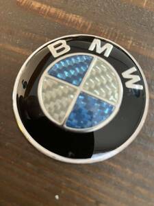 残り１個　BMW ホーンボタンスイッチカバー　ハンドルスイッチエンブレム カーボン柄