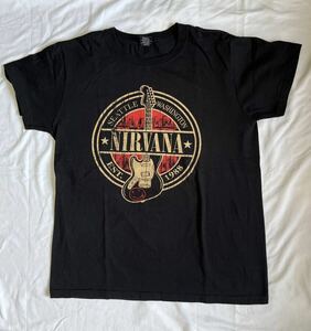 ロック・バンドTシャツ　NIRVANA ニルヴァーナ　/ サイズM