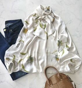 ZARA ザラ 花柄 ボウタイリボン ブラウス フラワープリント トップス サテン風 春夏 プルオーバー Mサイズ