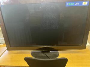 【ジャンク 直接引取限定札幌市】パナソニック VIERA TH-P42V2 42インチ 2010年製 プラスマテレビ リモコン付 電通OK 画面に赤線有◆M0344