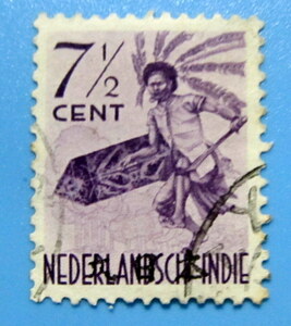 南方占領地　切手★オランダ領東インド　ジャワ　７ 1/2セント　台切手　ヒンジ跡　使用済み