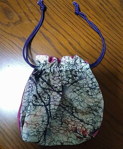 ◆ハンドメイド◆和柄巾着バッグ 裏地付き 巾着袋 小物入れ ポーチ お弁当袋 ランチバッグ