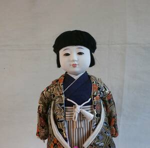 市松人形　男の子　着物　和装　日本人形　羽織袴姿　置物　インテリア　B　高さ約　45センチ　巾約　18センチ　奥行き約　15センチ