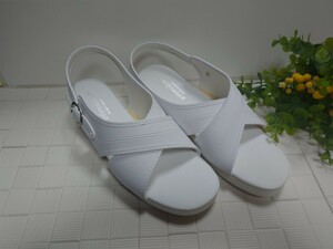 ★★★　infirmiere　ナースサンダル　サイズ　　LL　新品・未使用　★★★