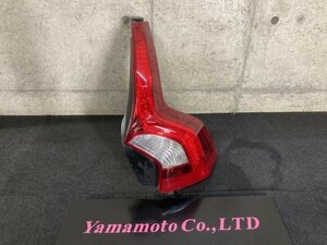 【Ｄ】DBA-　FB4164T　ボルボ V60 ドライブe　平成24年　右テールランプ　右リアランプ　ＬＥＤ点灯確認済み