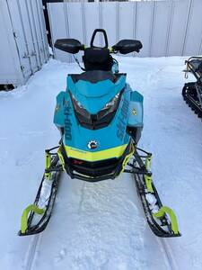 『超美品』値引き交渉可能　実働　スノーモービル　skidoo　175　SUMMIT X　特殊カラー　2020年制　札幌近郊配達可能　　