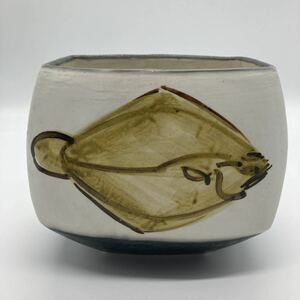 カレイ 陶器 花器 花瓶 工芸品 アンティーク レトロ 年代不明 縁起物 希少品 骨董品